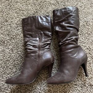 Elegant Brown Women's Boots